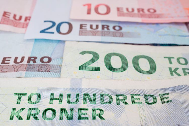 Euro fluctuates in a delicate-weight trading session with the US Greenback selecting up