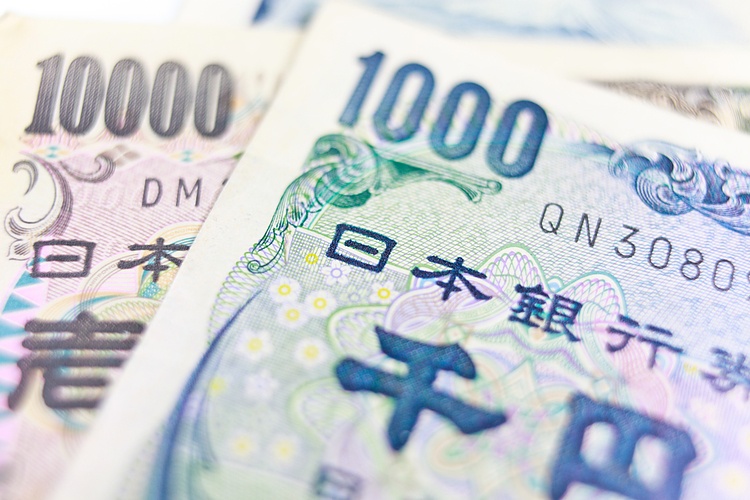 USD/JPY regains upside momentum and approaches the 146.00 stage
