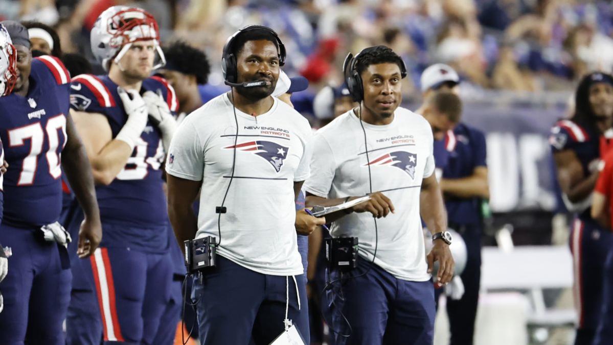 This coach reportedly is ‘a tough popular’ to land Patriots DC job