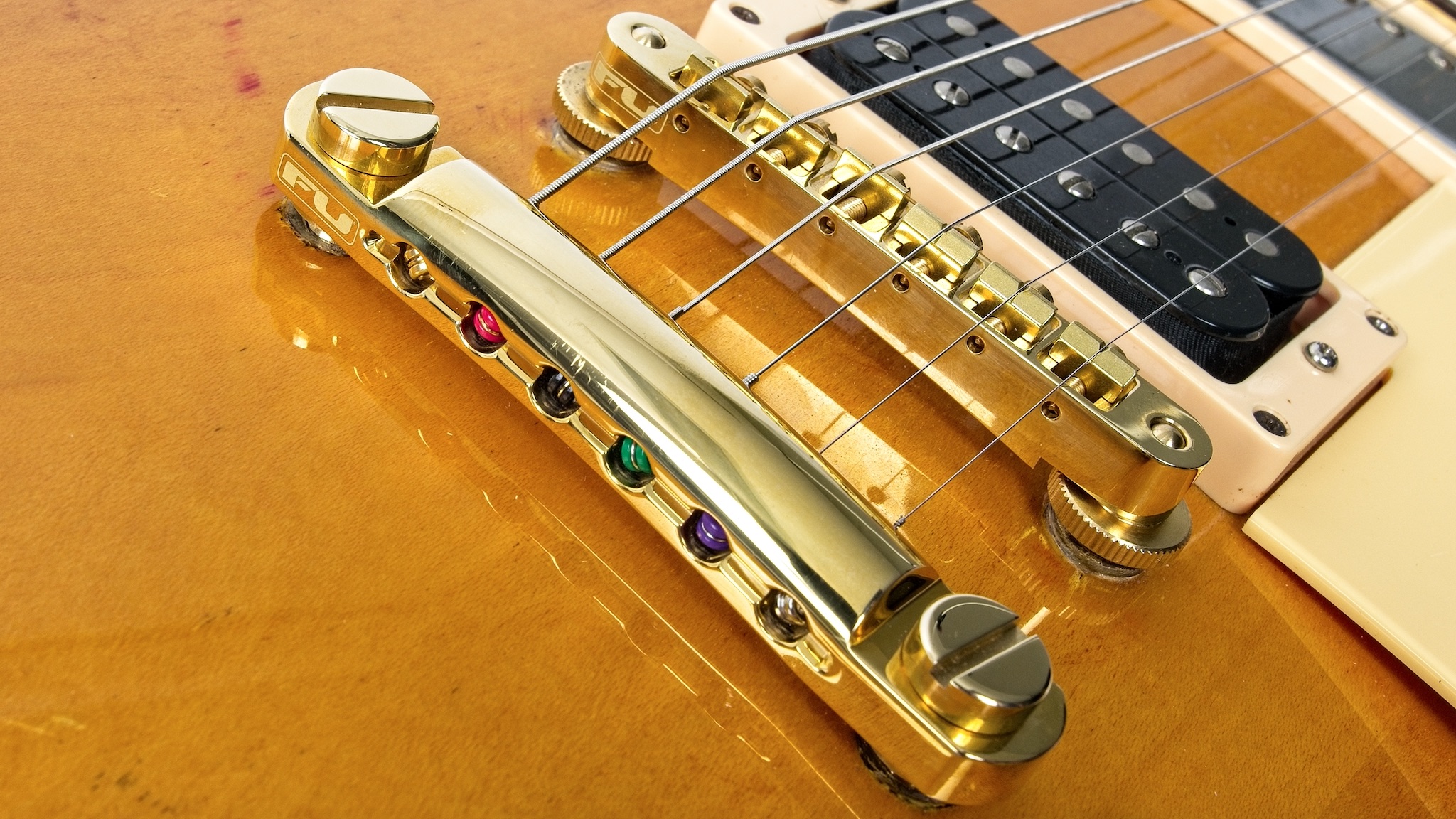 Send your Les Paul’s protect into the stratosphere with FU-Tone’s novel BRASS Discontinuance Tail & Tune-O-Matic Bridge Place