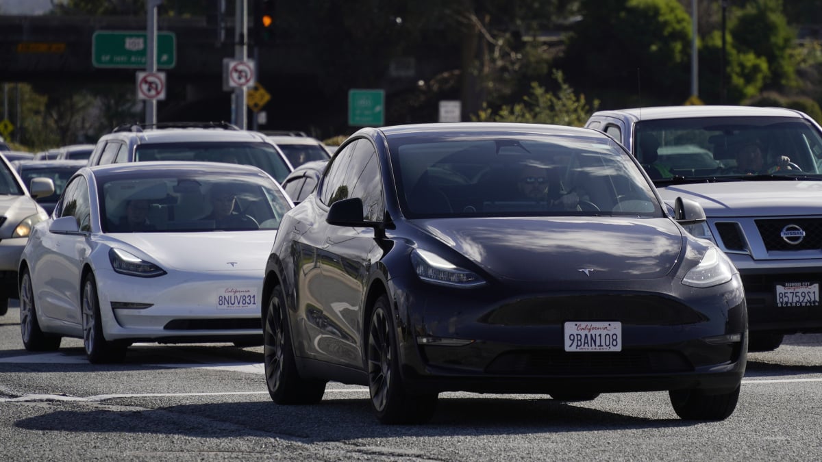 ‘Boycott Tesla’ commercials aired correct thru the Smooth Bowl emphasize self-driving dangers