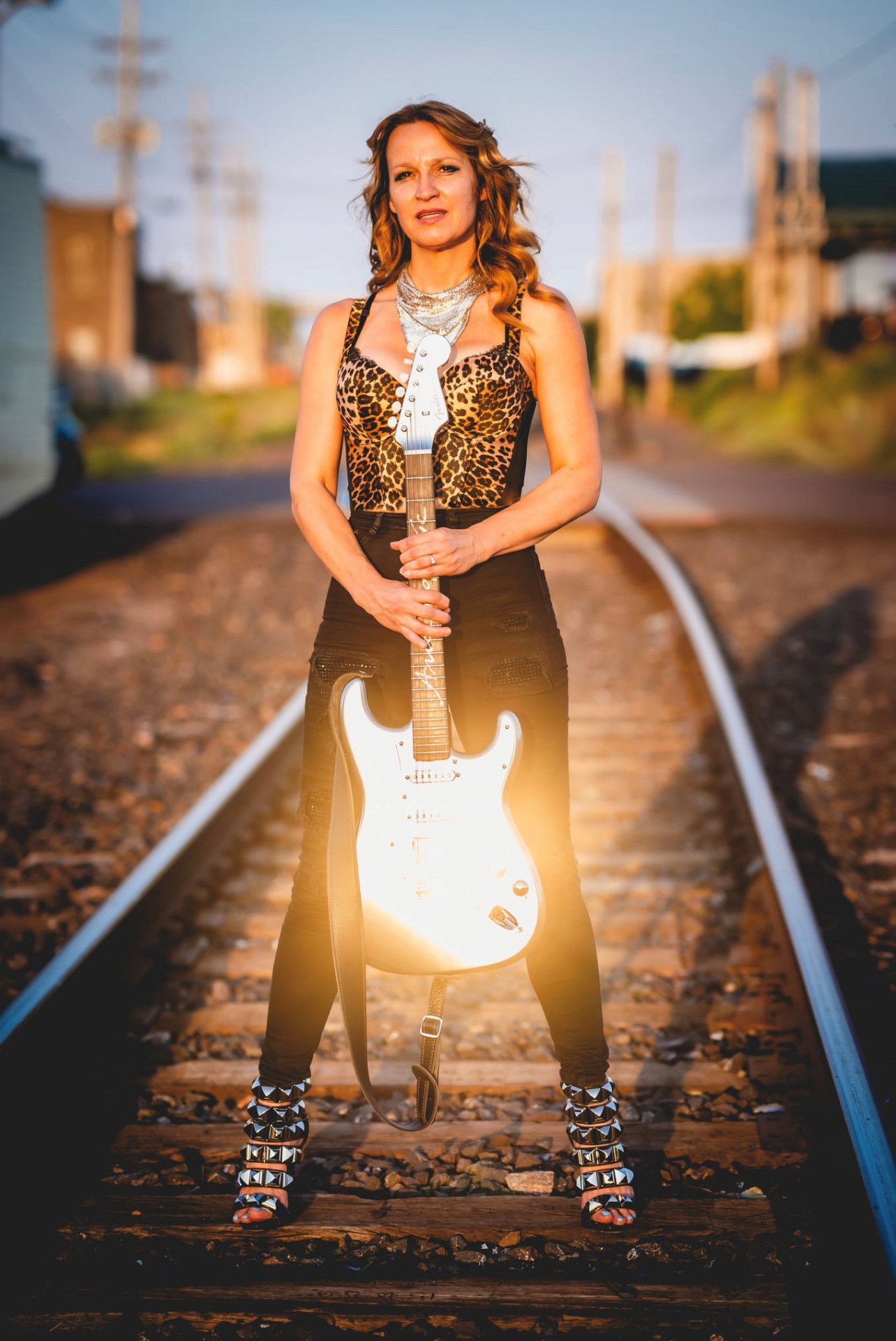 Ana Popovic on the introduction of her custom Fender Stratocaster “Foggy” | “Factual then, we knew this guitar was going to be EPIC!”