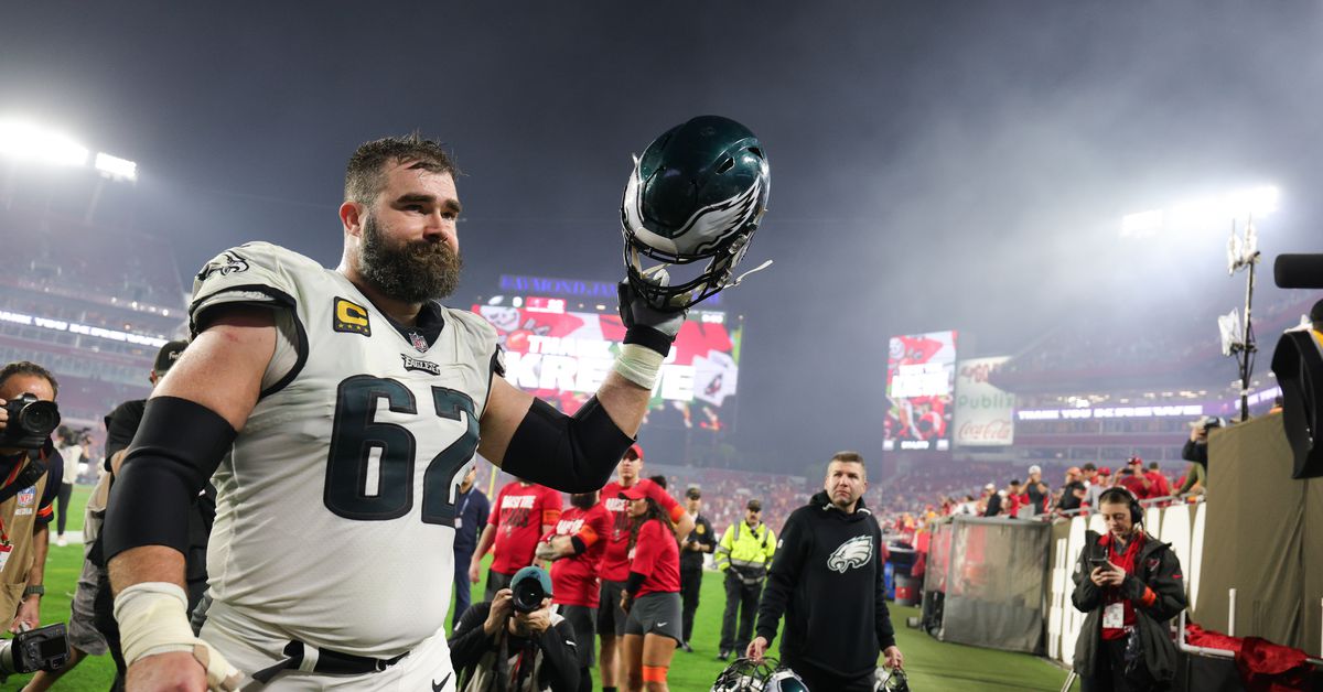 Eagles C Jason Kelce pronounces retirement