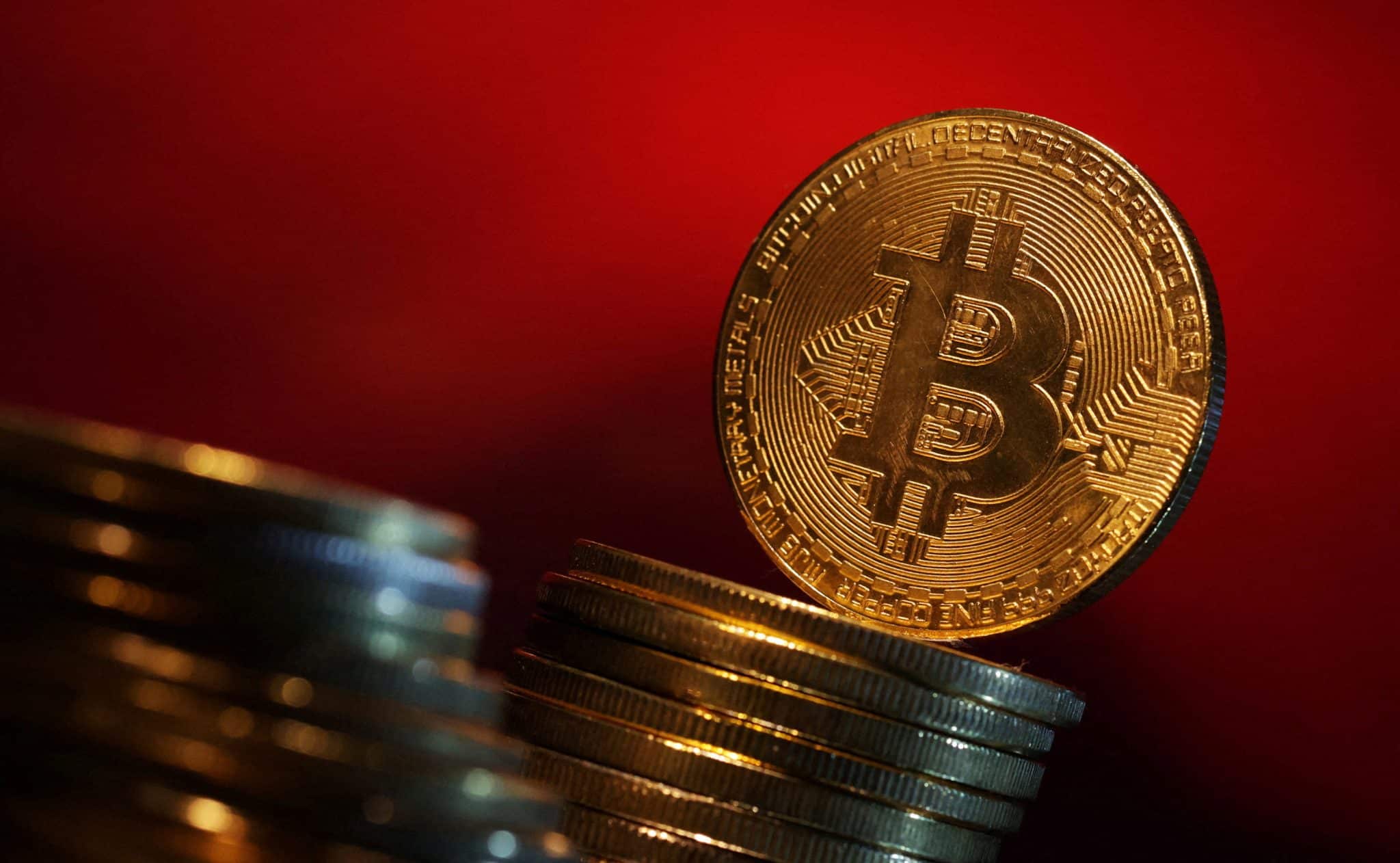 Bitcoin Soars as Crypto ETPs File $2.7 Billion Weekly Inflows