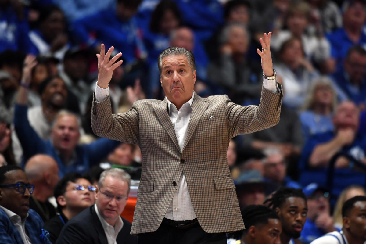 Kentucky could well per chance also merely not substitute coaches, however Calipari must substitute his suggestions