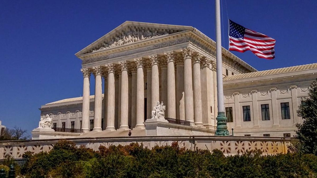 US Supreme Court Reviews Authorities Meddling In Convey Moderation on Social Media