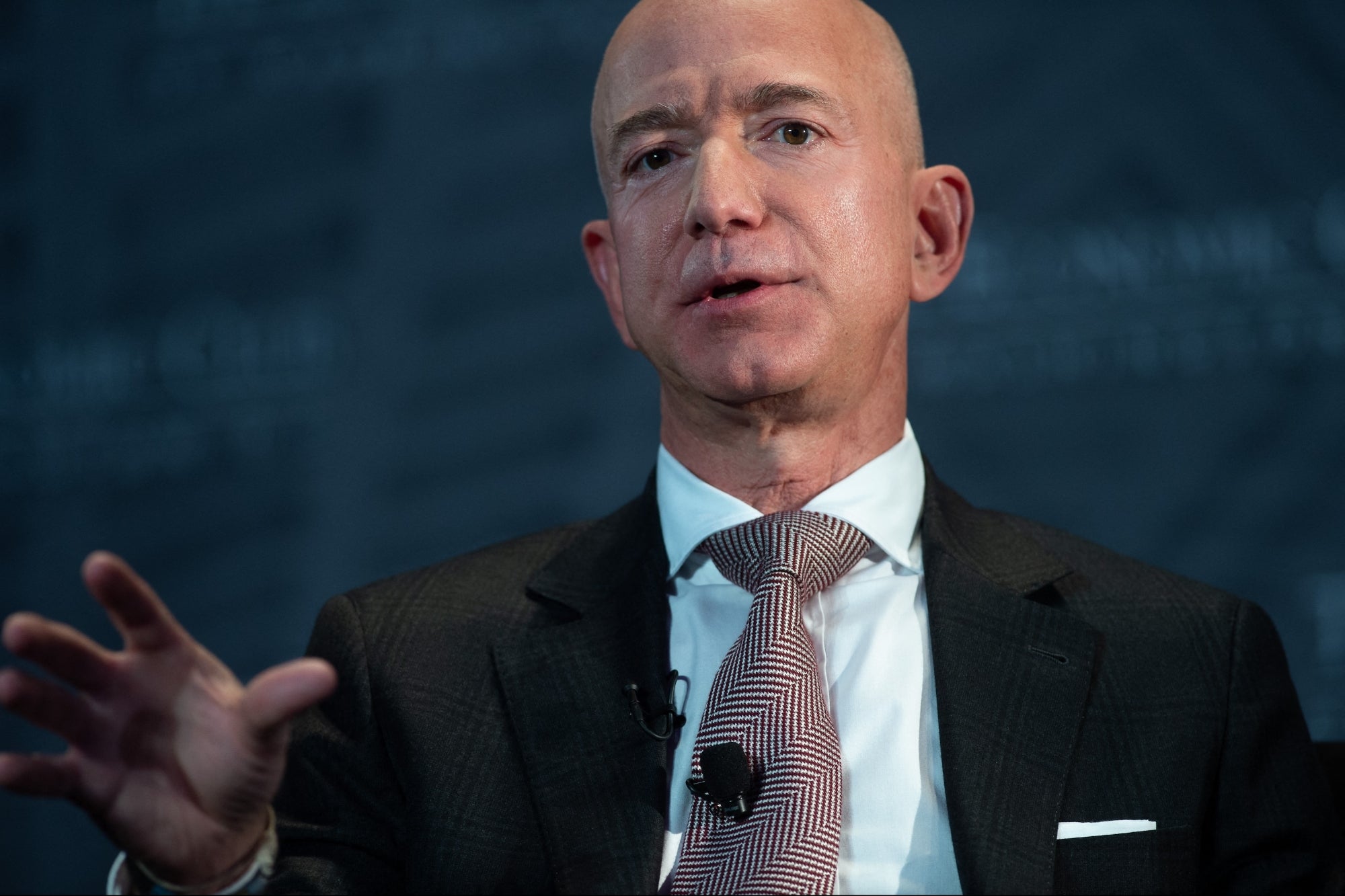 Jeff Bezos and Amazon Execs Historic An Encrypted Messaging App to Talk About ‘Sensitive Enterprise Matters,’ FTC Alleges
