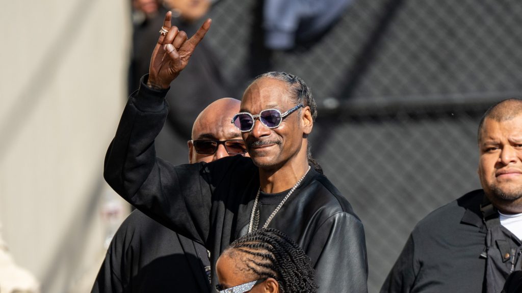 Snoop Dogg Announces Superstar-Studded “Cali To Canada” 2024 Tour Dates