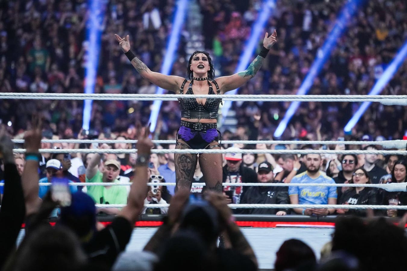WWE WrestleMania 40 Results: Rhea Ripley Defeats Becky Lynch