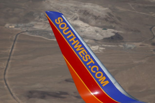 A Boeing engine conceal fell off a Southwest Airways aircraft and hit the soar flap