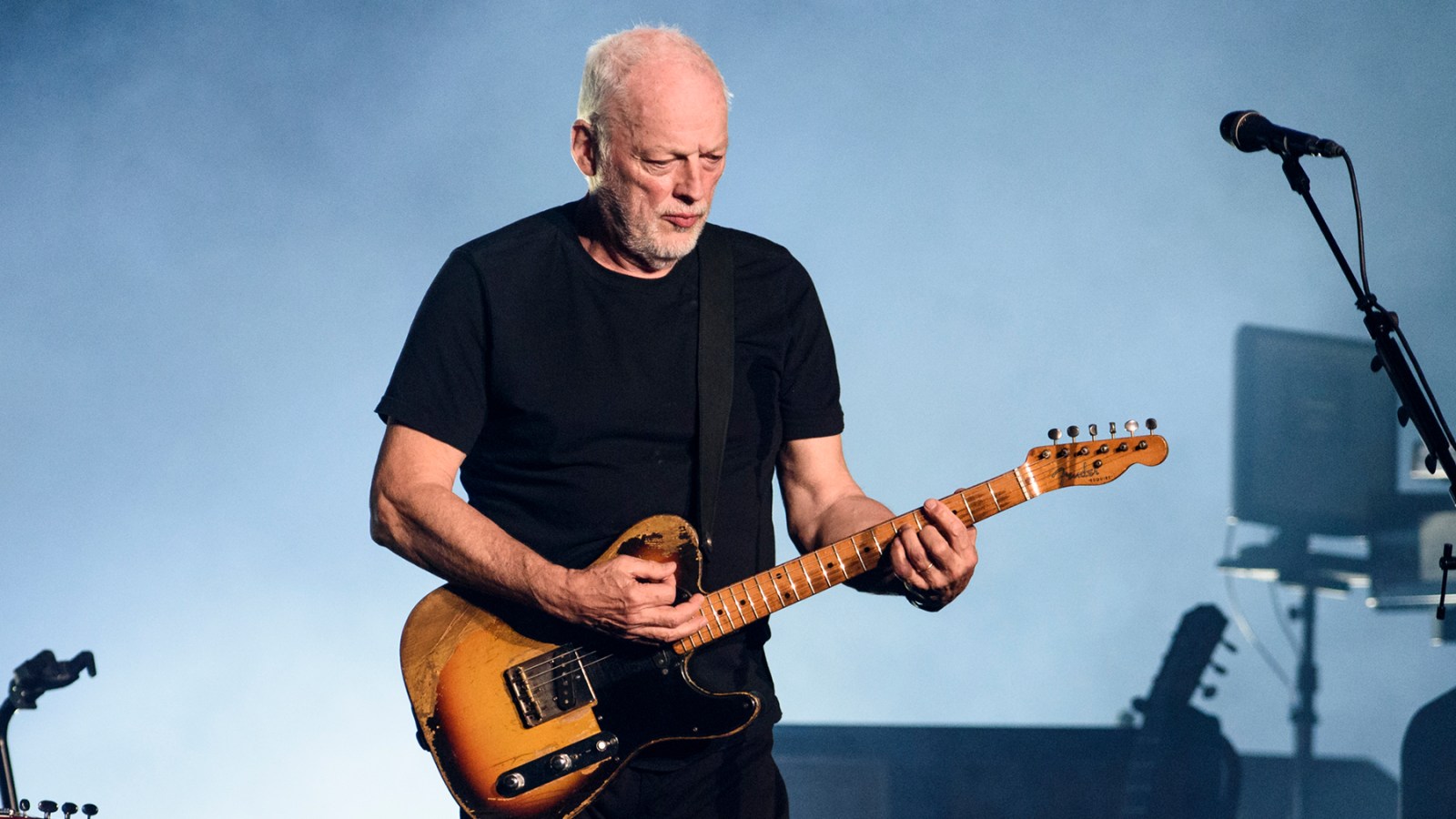 David Gilmour Is Touring. Correct Don’t Attach an order to for Purple Floyd Classics