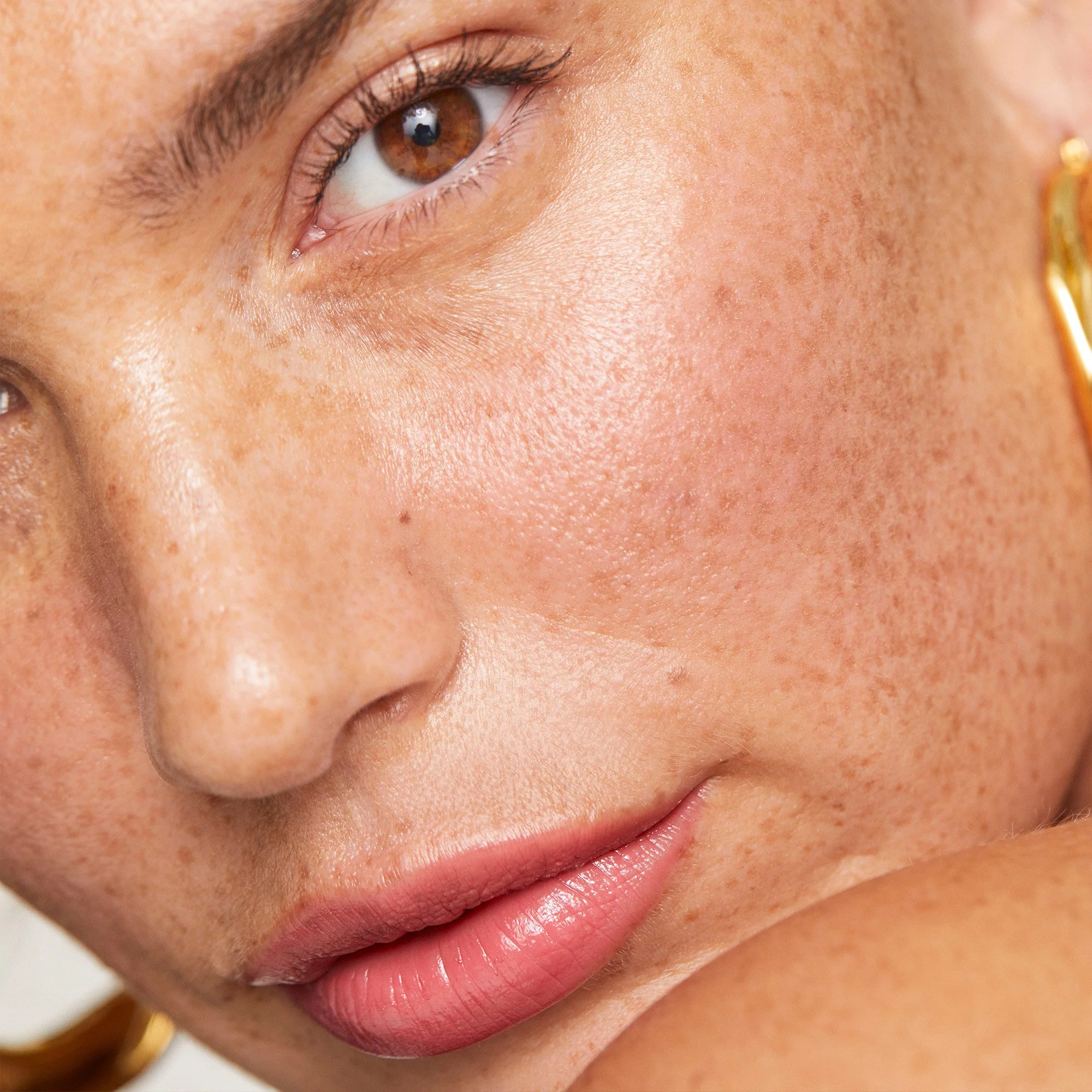 5 Solid Complexion Balms That Elevate Buildable Coverage With a Skinlike Carry out