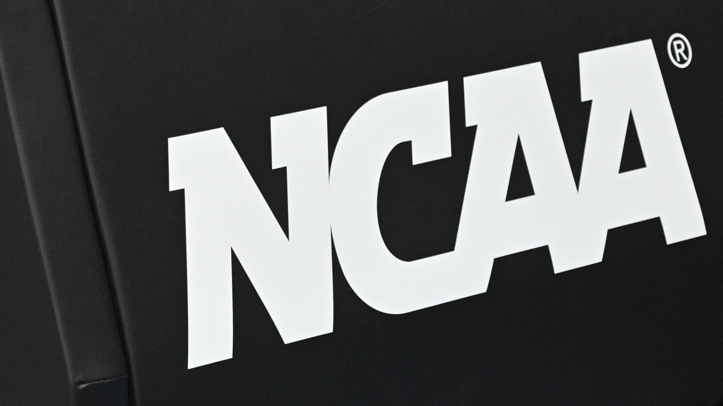 NCAA, Power 5 Conferences Conform to Let Faculties Directly Pay Athletes