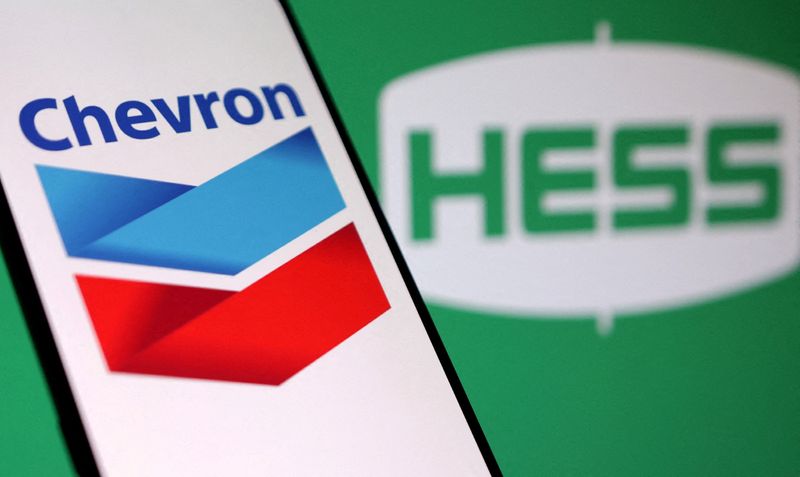 Hess shareholders approve merger with Chevron