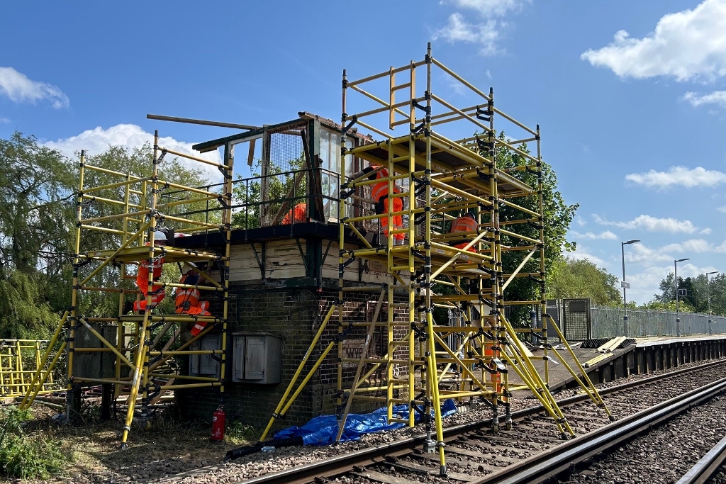 Kent signal box relocated to Cornwall