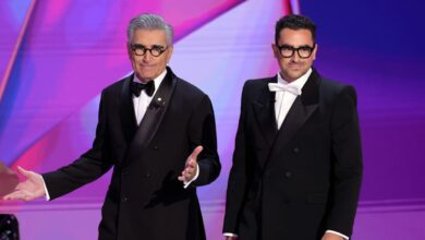 Dan and Eugene Levy’s Emmys opening monologue used to be neat as hell