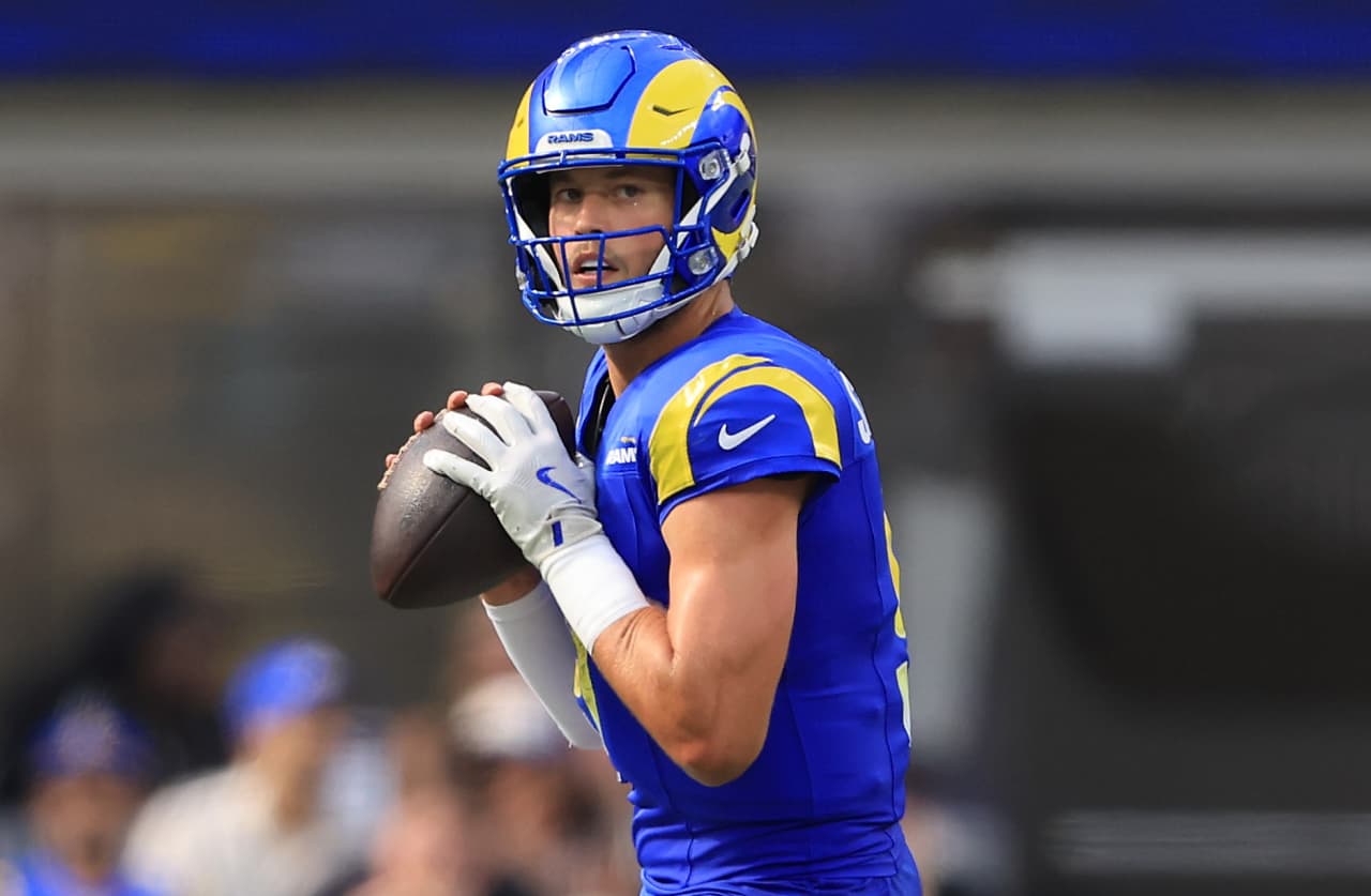 Rams QB Matthew Stafford lists 2 neighboring L.A. properties, asking a total of $12.5 million