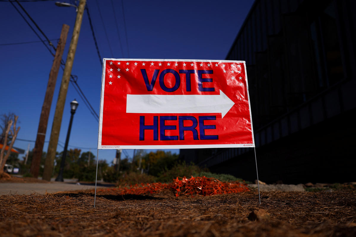 FBI warns voters about inauthentic videos pertaining to to election security