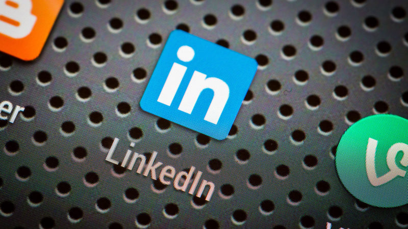 5 strategies to integrate LinkedIn with your CRM for better gross sales-marketing collaboration