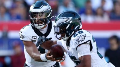 Eagles-Giants Closing Damage Describe: Jalen Hurts dominated out, Saquon Barkley amongst 10 doubtful gamers